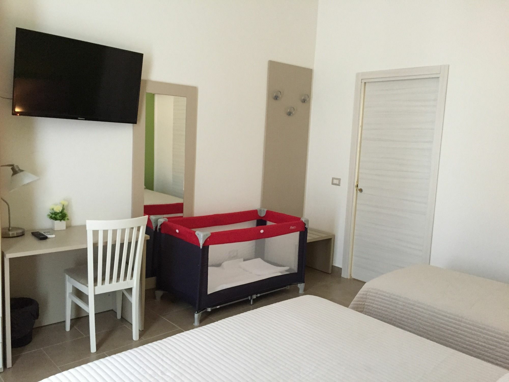B&B Cairoli Месина Екстериор снимка