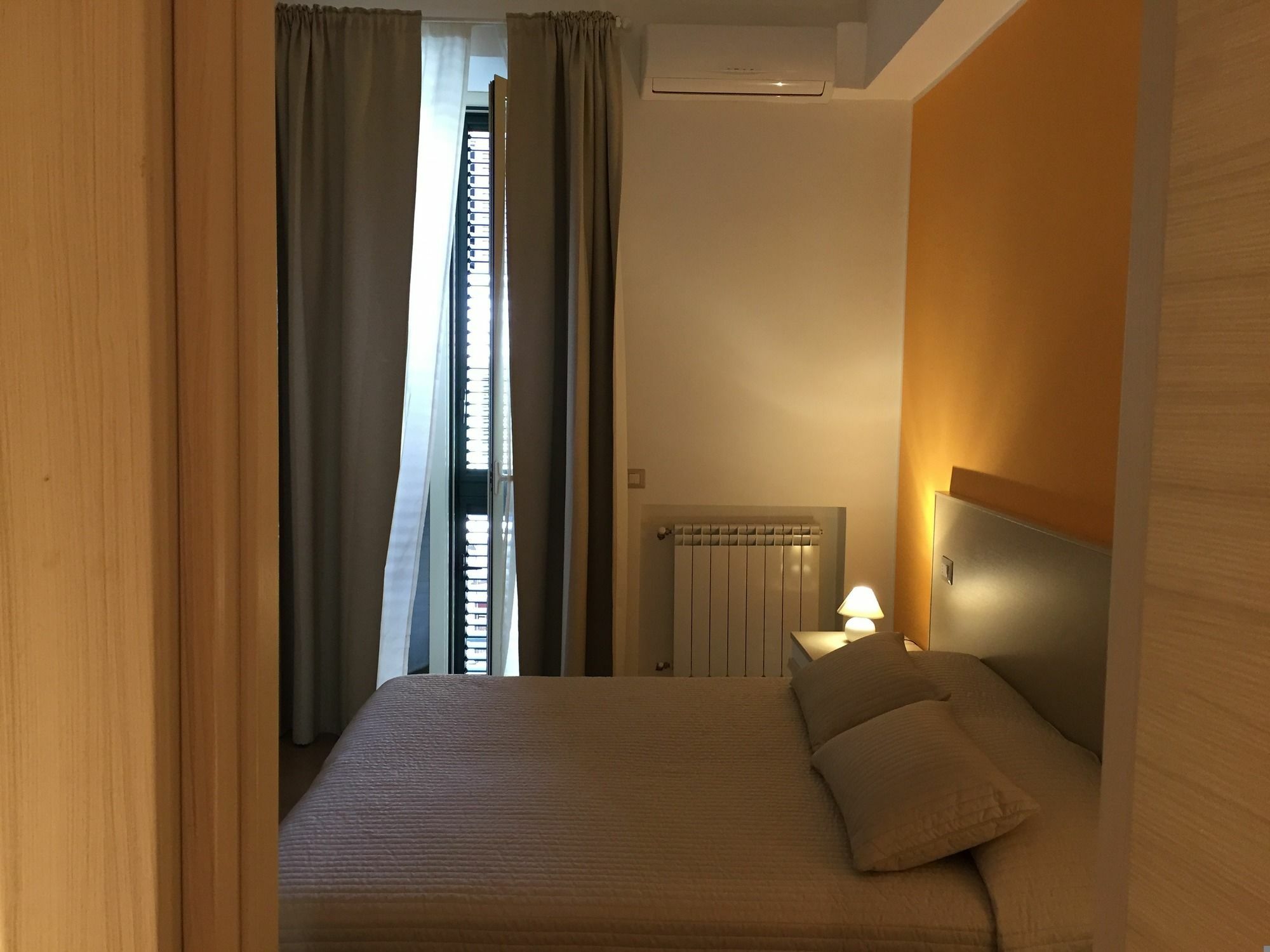 B&B Cairoli Месина Екстериор снимка